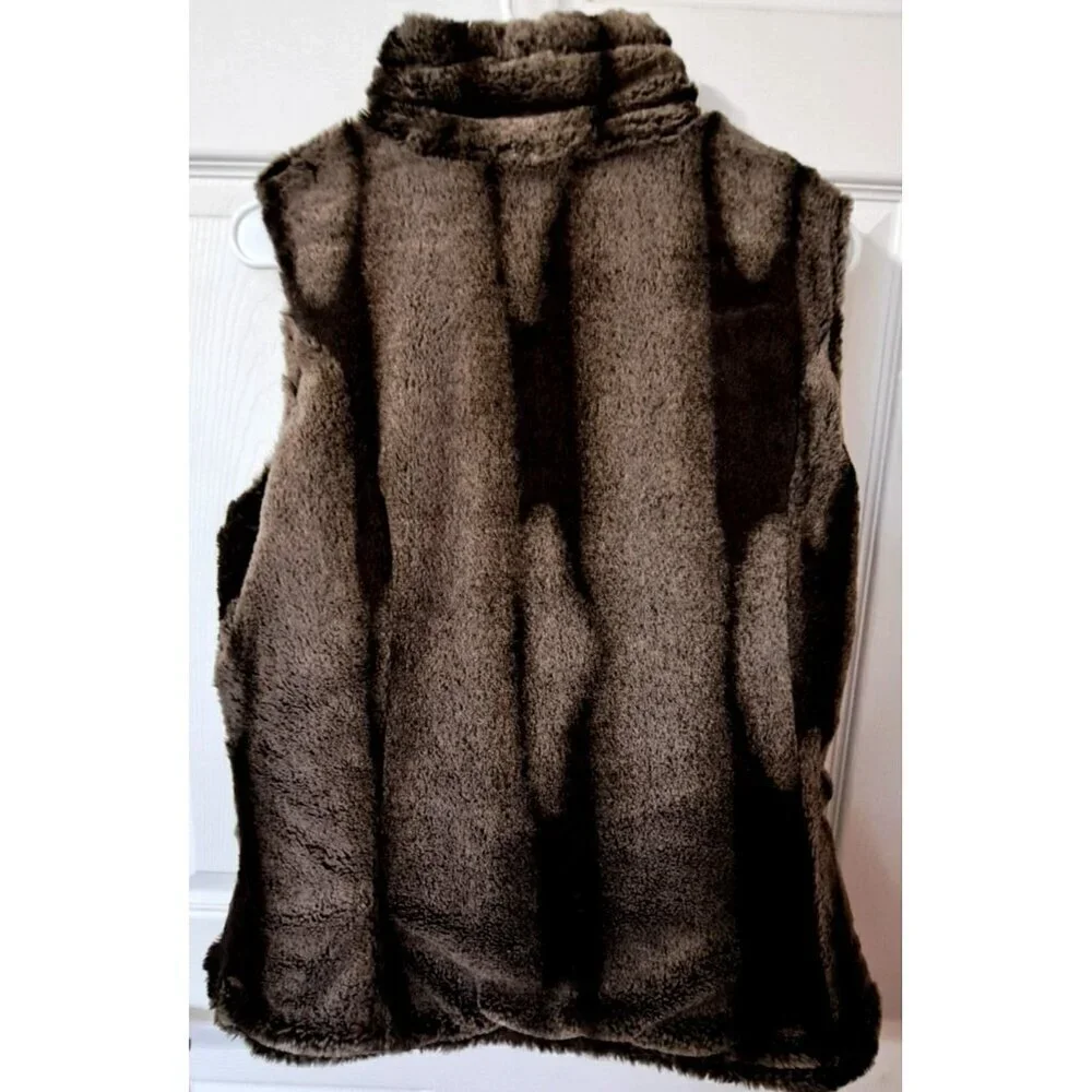 Valerie Stevens S Reversible Faux Fur/Quilted Puffer Full Zip Vest